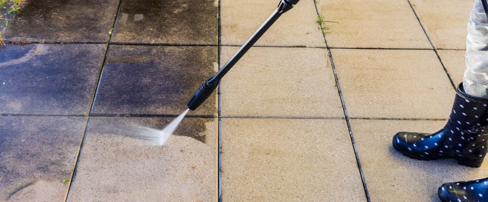 How To Choose a Professional Pressure Cleaning Service