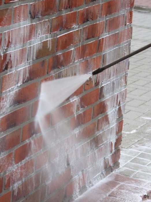 Efficient Brick Cleaning