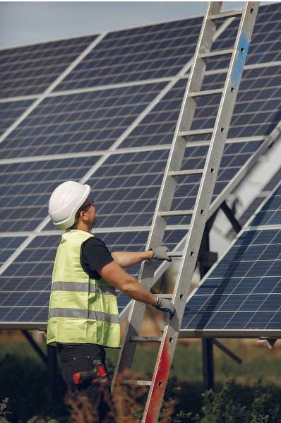 Professional Solar Panel Cleaners