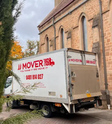 JJ Movers photo 1