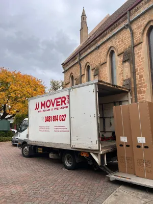 JJ Movers photo 8