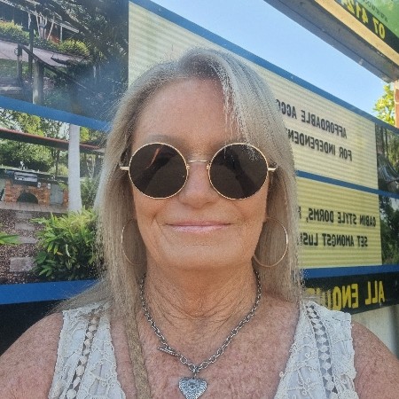 Sue Quillan