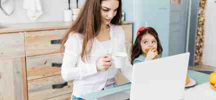 Top 25 Side Hustles for Moms: Empower Your Work-Life Balance