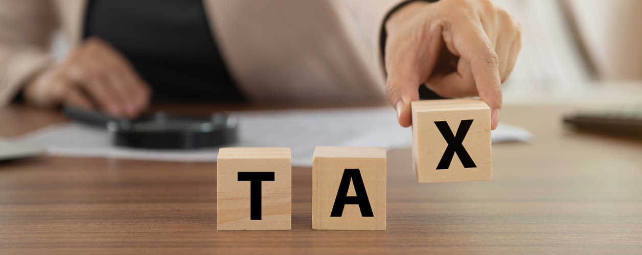 Demystifying Deductions: Essential Tips from a Pro-Tax Advisor