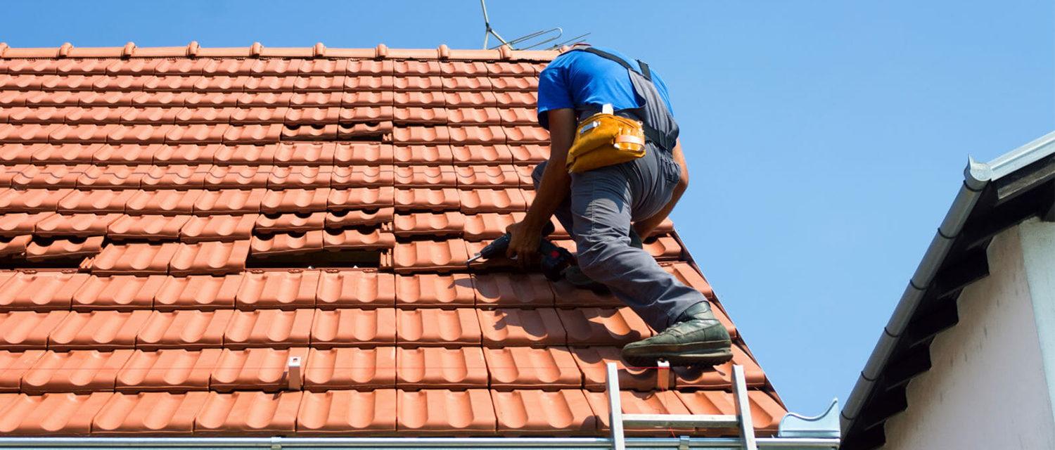 8 Roof Maintenance Tips For Longer Lifespan