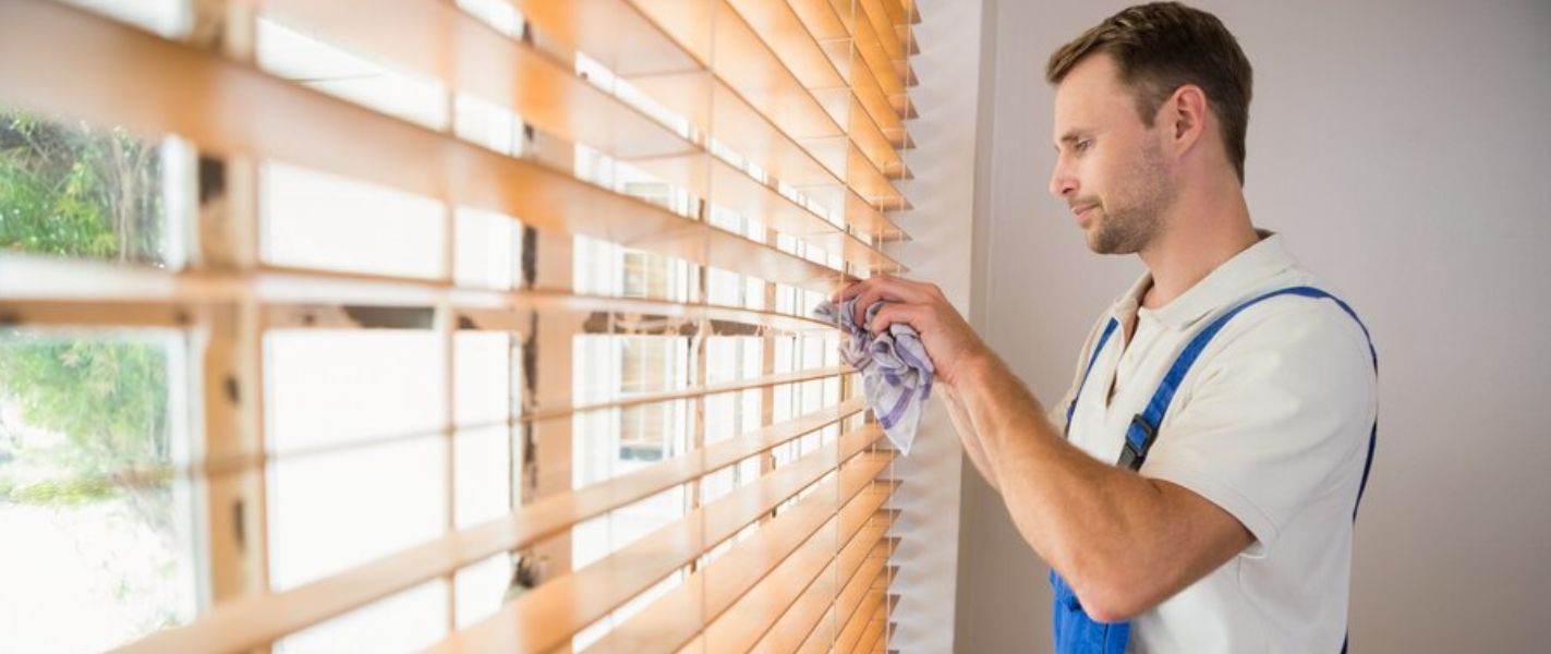 2024/07/blinds-installers-1721289964.jpg