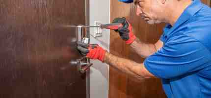 How Much Does a Locksmith Cost?