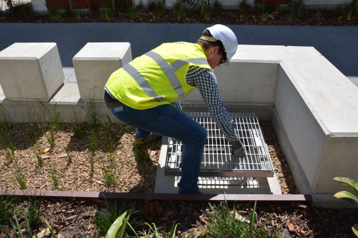 How To Install A Stormwater Pit?