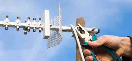 How Much Does TV Antenna Installation Cost?