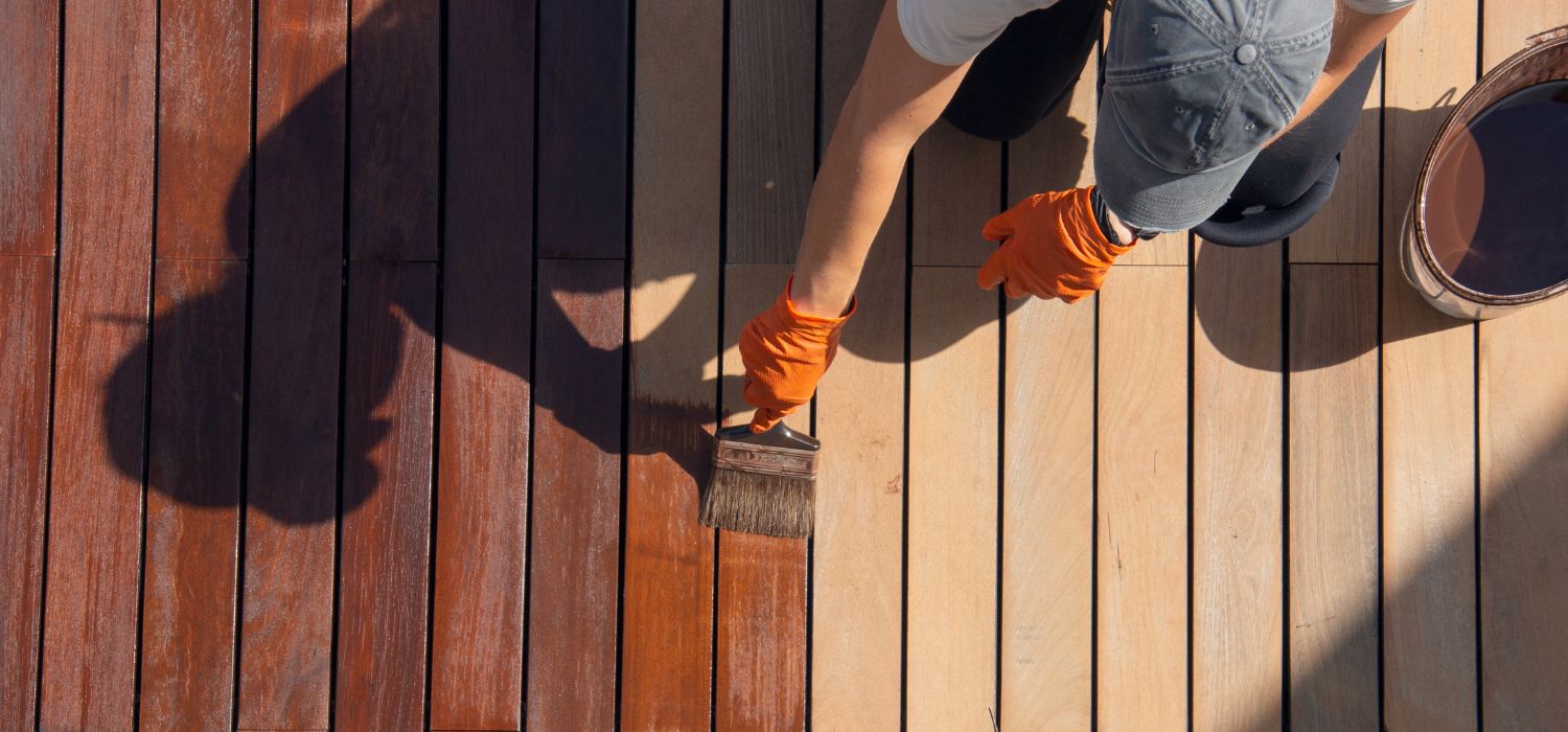 2025/06/deck-sealing-11750393148.jpg